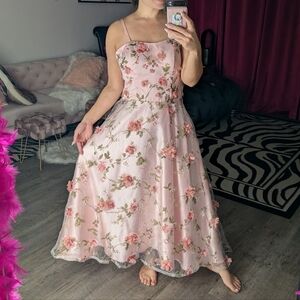 Beautiful Vintage made Pink Floral Tulle corset wedding dress Large